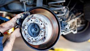 car-brakes-changing-service